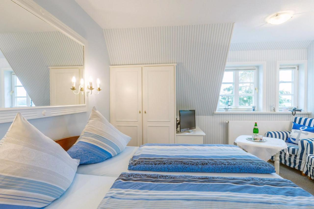 Inselhotel Arfsten Wyk auf Föhr Εξωτερικό φωτογραφία